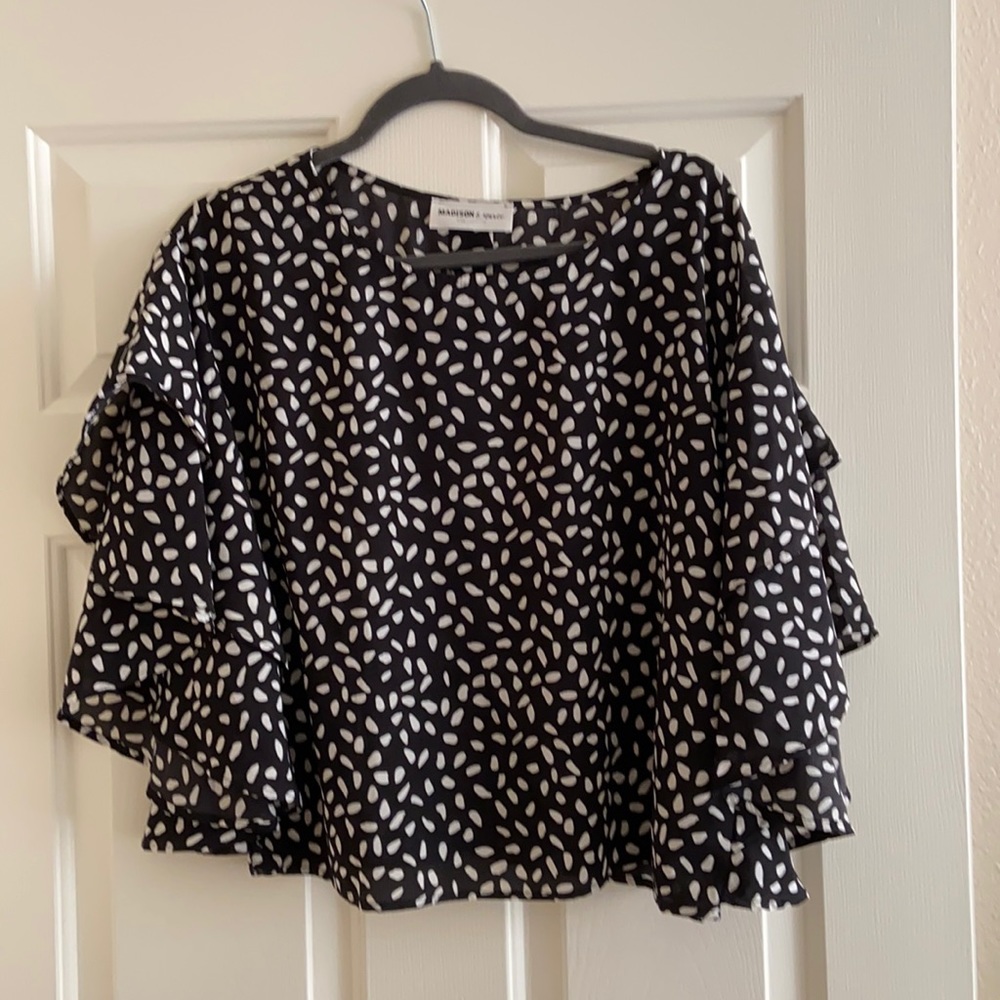 Black and White Cropped Blouse